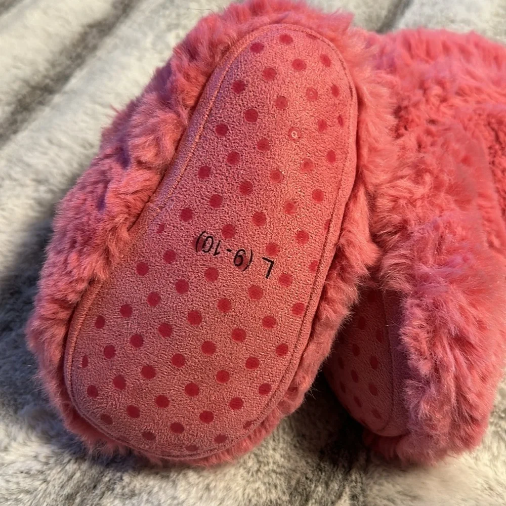 Pink fuzzy booty slippers